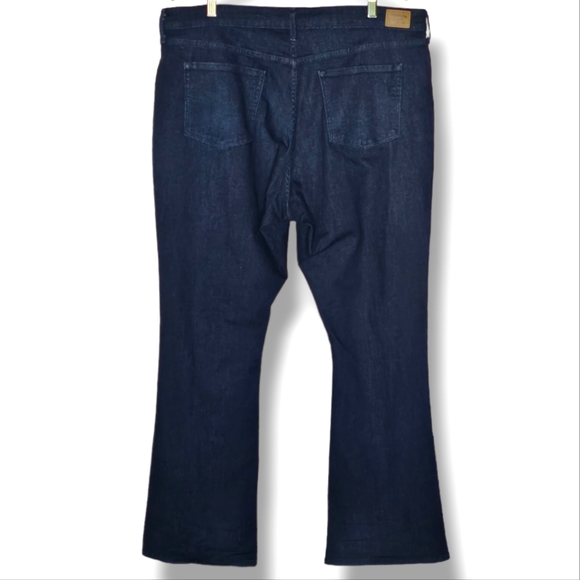 Signature By Levi Strauss Mid Rise Bootcut Plus Size 22 Dark Wash Stretch - Picture 2 of 10